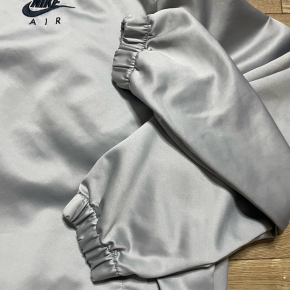 Nike Women's Light Gray Bomber Jacket - Picture 10 of 11